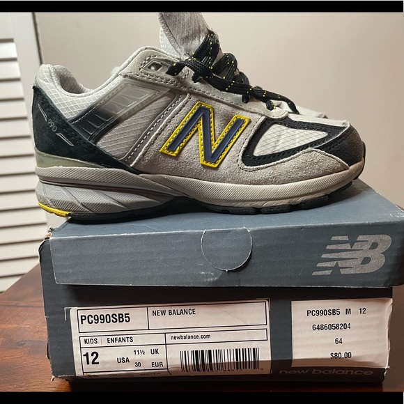 KIDS New Balance - Picture 4 of 9